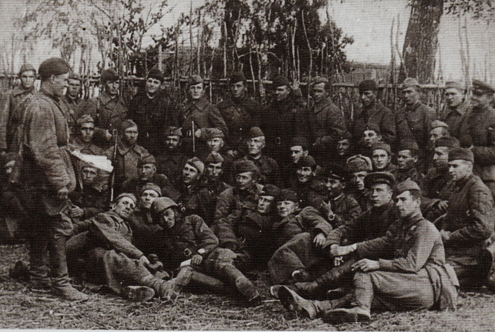 http://sc19.ru/museum/letopis_krasnoyrsk/til/siberian/91%20%D1%81%D1%82%D1%80%D0%B5%D0%BB%D0%BA%D0%BE%D0%B2%D0%B0%D1%8F%20%D0%B4%D0%B8%D0%B2%D0%B8%D0%B7%D0%B8%D1%8F1000.jpg